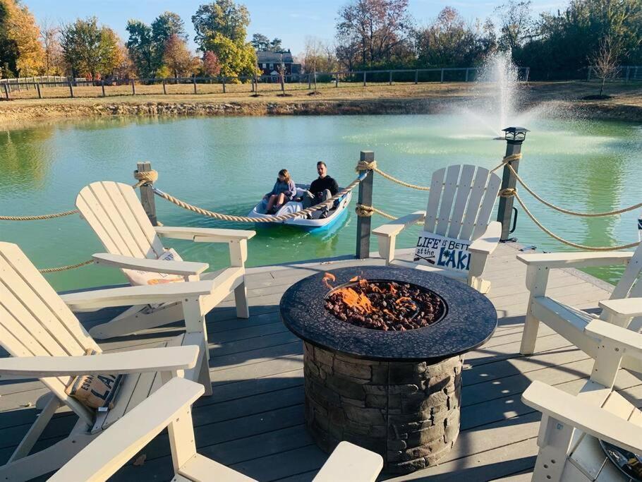 Beautiful Equestrian Estate Home W/ Hot Tub! ラブランド エクステリア 写真